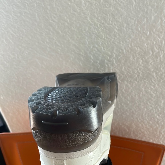 👟 - Picture 7 of 8